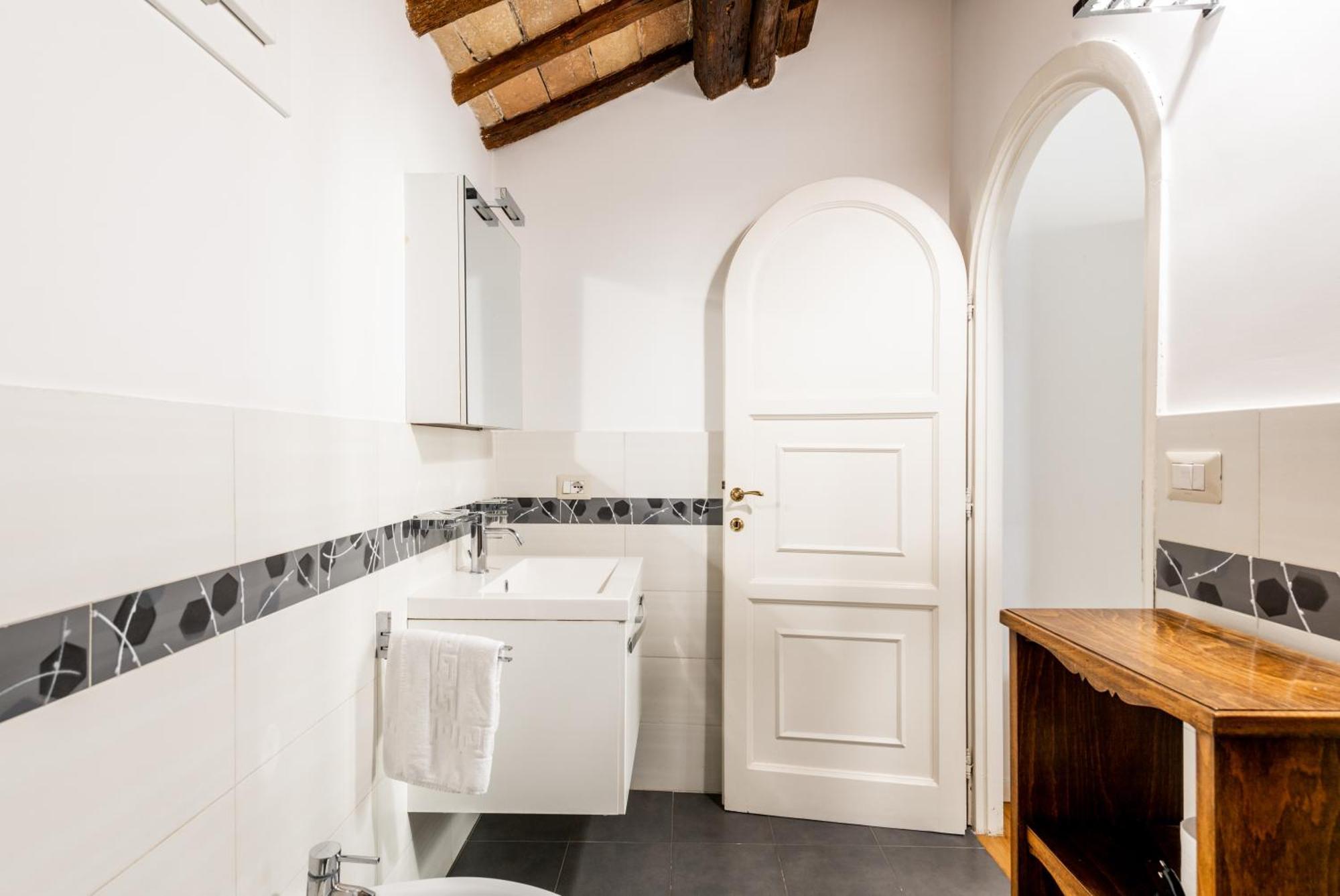 Pavone Centre Romantic Apartamento *
