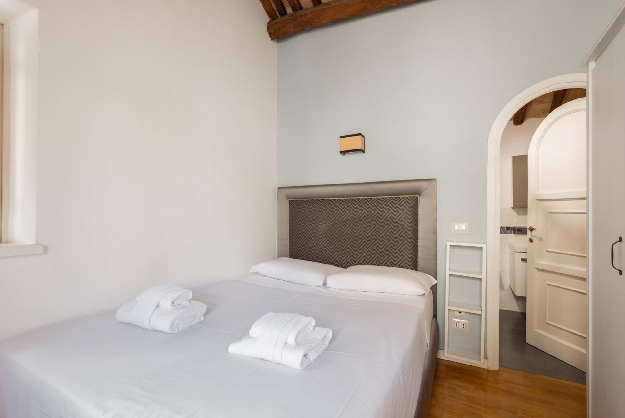 Pavone Centre Romantic Apartamento *